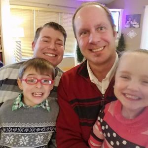 Meet your Posher, Troy